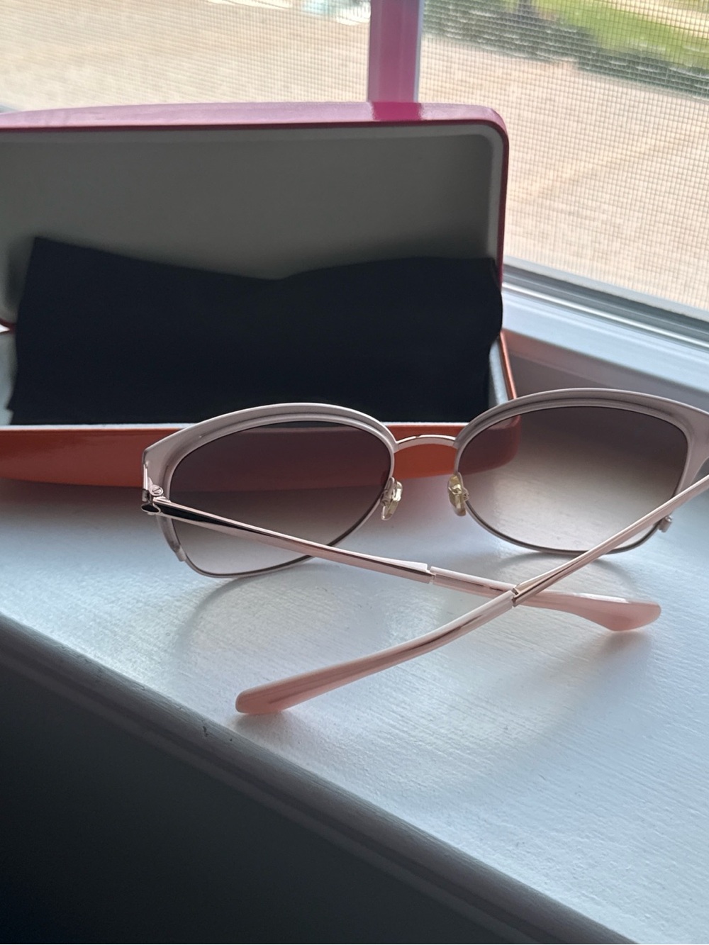 kate spade Sunglasses - Picture 2 of 3